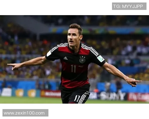 天下足球巅峰对决德国队与意大利队的经典较量回顾与展望